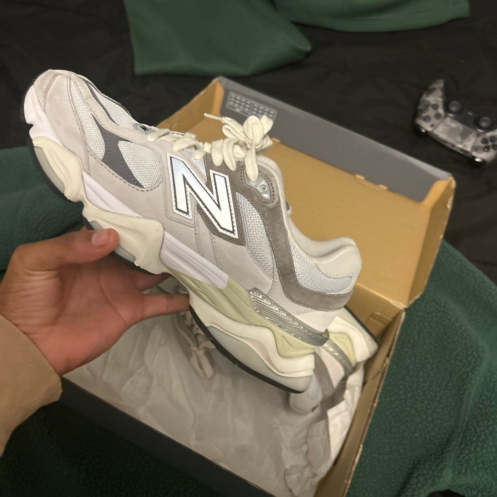 Nice pair of new balances have been worn too much. Please contact me - Picture 6 of 6